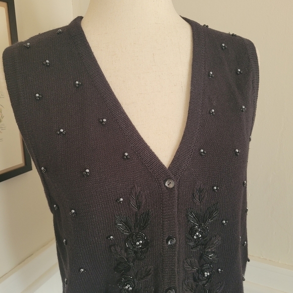Vintage Gina Peters Floral Embroidered Beaded Knit Vest Black Size Medium - Picture 2 of 9